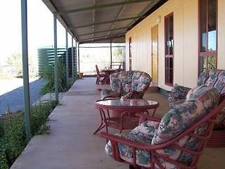Отель Bond Springs Outback Retreat Алис-Спрингс Экстерьер фото